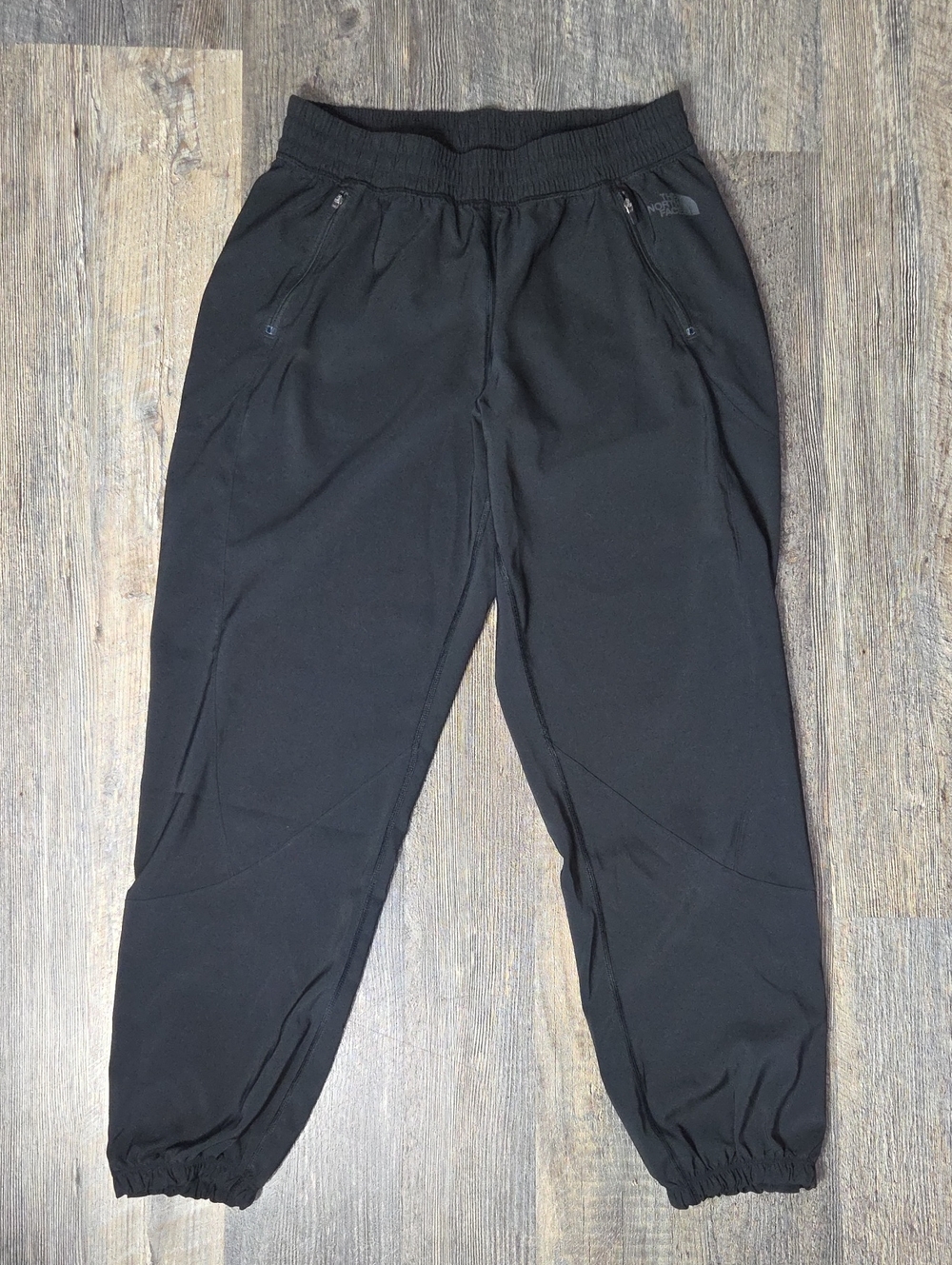The North Face Black Zip Pocket Active Joggers